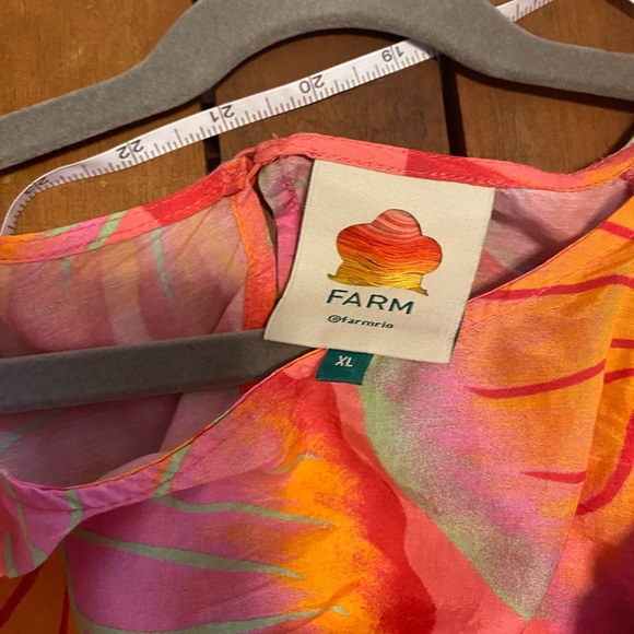 FARM Rio Vibrant Ruffle Crop Top - Picture 4 of 6